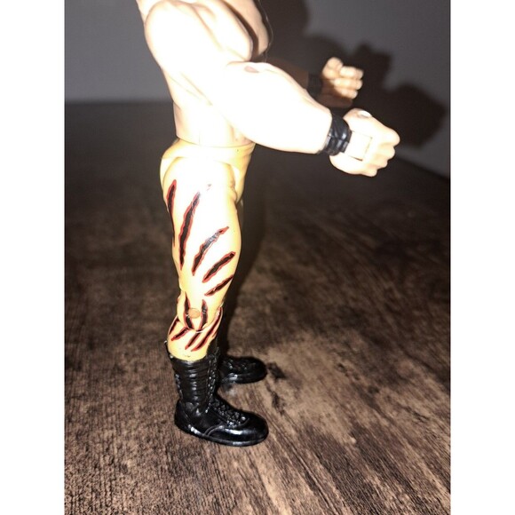 CHRIS Crippler BENOIT JAKKS Wrestling Figure 2003 WWE RING RAGE RUTHLESS - Picture 8 of 9
